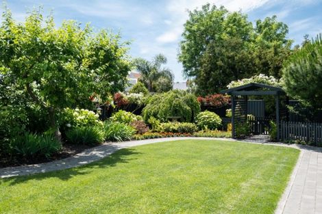 Photo of property in 26a Cameron Road, Bluff Hill, Napier, 4110