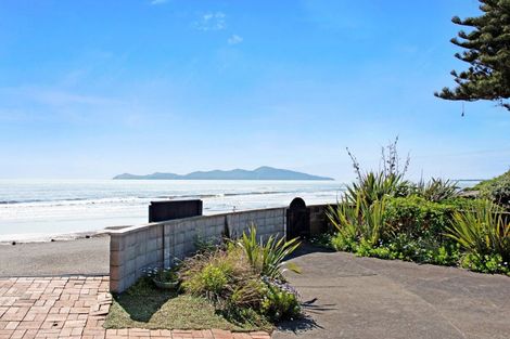 Photo of property in 2/33 Beach Road, Paekakariki, 5034