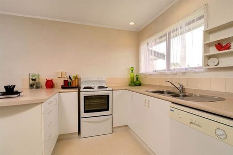 Photo of property in 1/38 Kirrie Avenue, Te Atatu South, Auckland, 0610