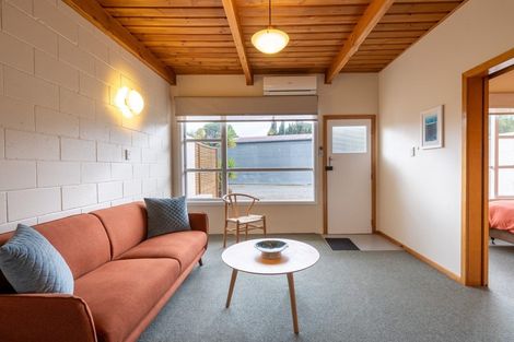 Photo of property in 5/209 Waikawa Road, Waikawa, Picton, 7220