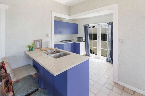 Photo of property in 34 High Street West, Waitara, 4320