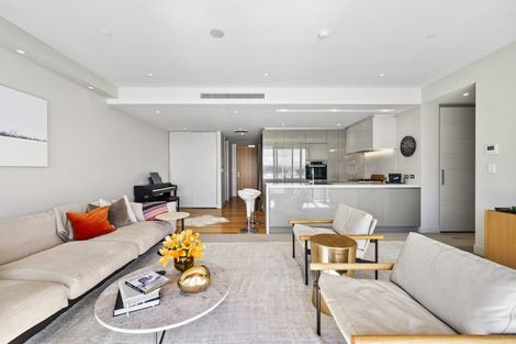 Photo of property in Clyde Quay Wharf, 2a/6 Clyde Quay Wharf, Te Aro, Wellington, 6011