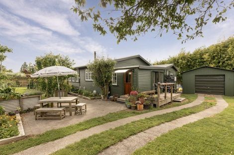 Photo of property in 19 Hydro Road, Edgecumbe, 3120