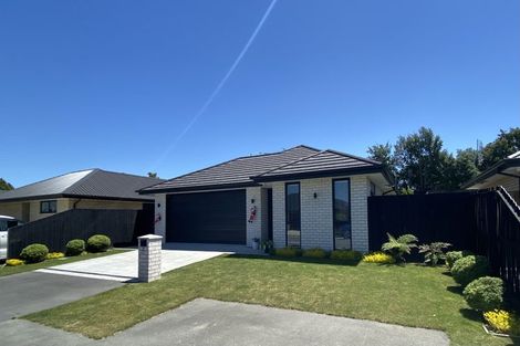 Photo of property in 21 Dalwood Crescent, Rolleston, 7614