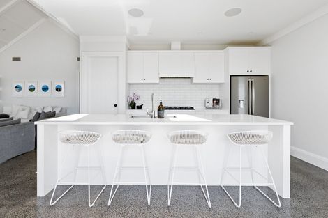 Photo of property in 65 Waipuka Road, Waimarama, Havelock North, 4294