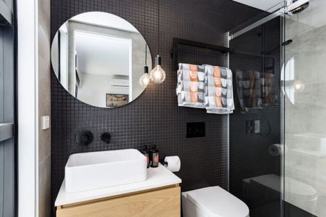 Photo of property in 211 Marine Parade, Mount Maunganui, 3116