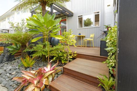 Photo of property in 8/42 Sheridan Drive, New Lynn, Auckland, 0600