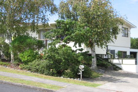 Photo of property in 103 Weatherly Road, Torbay, Auckland, 0630