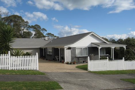 Photo of property in 23 Te Arawa Place, Welcome Bay, Tauranga, 3112
