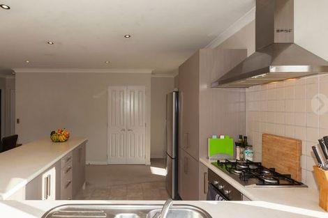 Photo of property in 3 Bluewater Place, Paraparaumu, 5032