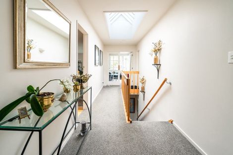 Photo of property in 4 Jacobsen Lane, Ngaio, Wellington, 6035