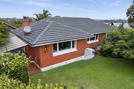 Photo of property in 2 Sunny Bay Road, Matua, Tauranga, 3110