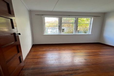 Photo of property in 2/23 Pitcairn Crescent, Bryndwr, Christchurch, 8053