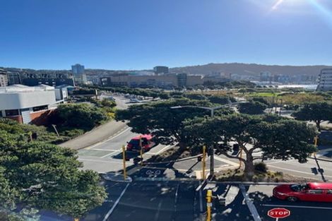 Photo of property in Fountain Court, 6/48 Oriental Parade, Oriental Bay, Wellington, 6011