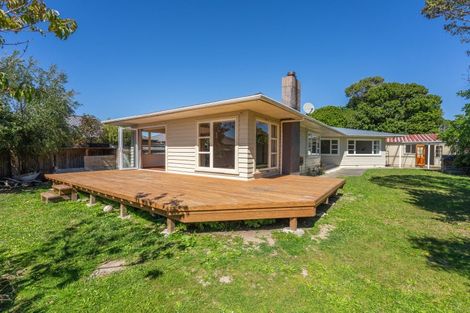 Photo of property in 122b Waerenga Road, Otaki, 5512