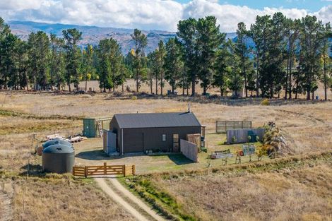 Photo of property in 233a Letts Gully Road, Letts Gully, Alexandra, 9393