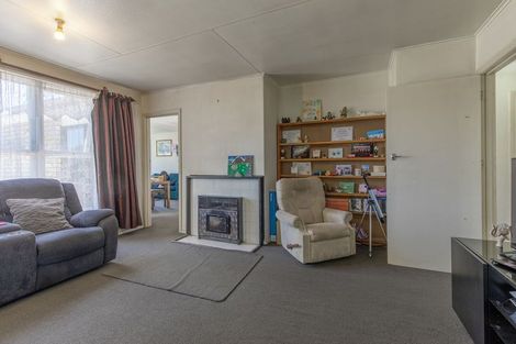 Photo of property in 17 Te Iwiheke Place, Turangi, 3334