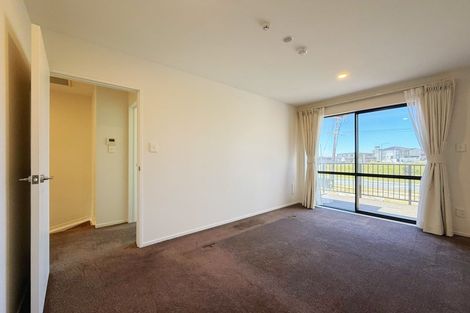 Photo of property in 10 Peony Mews, Oteha, Auckland, 0632
