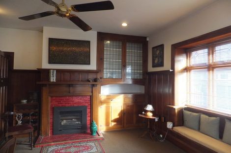 Photo of property in 55 North Avon Road, Richmond, Christchurch, 8013