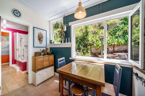 Photo of property in 17 Adderley Terrace, Ravensbourne, Dunedin, 9022