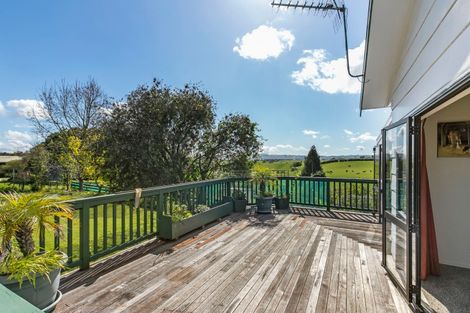 Photo of property in 33 Needham Road, Paerata, Drury, 2578