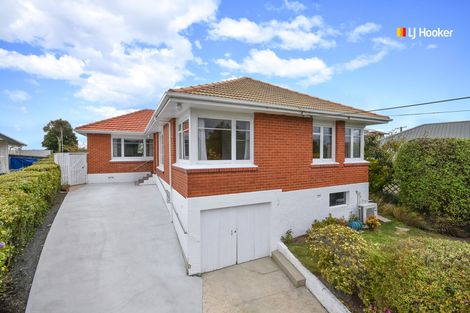 Photo of property in 239 Kenmure Road, Kenmure, Dunedin, 9011