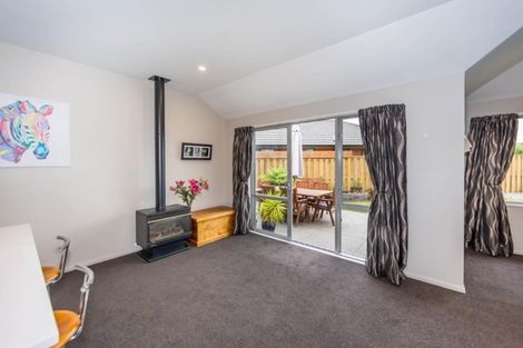 Photo of property in 37 Beechwood Drive, Northwood, Christchurch, 8051