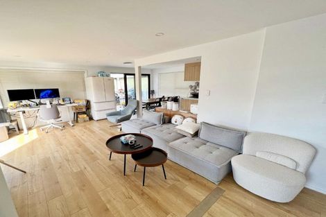 Photo of property in 133 Oreil Avenue, West Harbour, Auckland, 0618