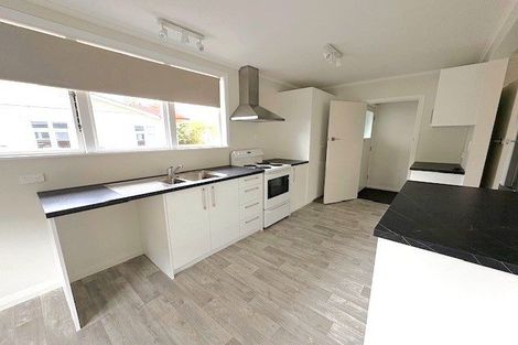 Photo of property in 75 Heretaunga Street, Palmerston North, 4414