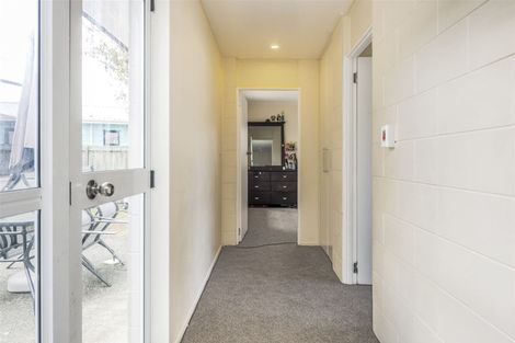 Photo of property in 36 Wyllie Road, Papatoetoe, Auckland, 2025