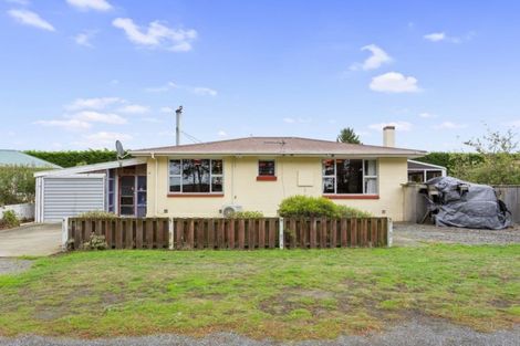 Photo of property in 24 Chamberlain Avenue, Amberley, 7481