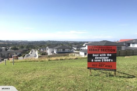 Photo of property in 5 Eric Gifford Drive, Ranui, Auckland, 0612