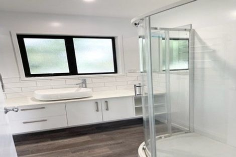 Photo of property in 15 Takanini Road, Takanini, 2112