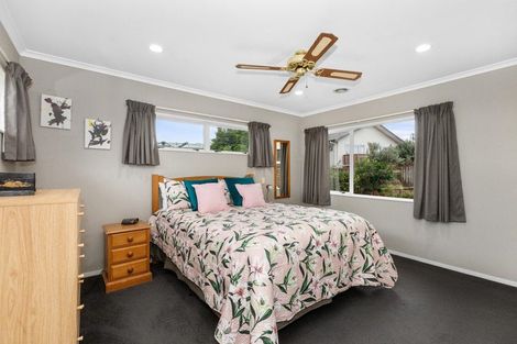 Photo of property in 19 Loveridge Place, Morrinsville, 3300