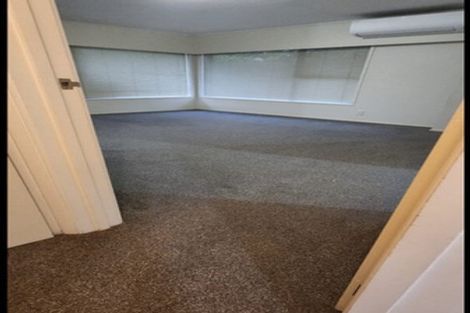 Photo of property in 1/190 Coronation Road, Hillcrest, Auckland, 0627