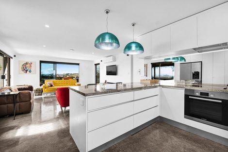 Photo of property in 14e Junction Street, Welbourn, New Plymouth, 4310