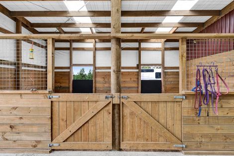 Photo of property in 292a Plymouth Road, Koru, New Plymouth, 4374