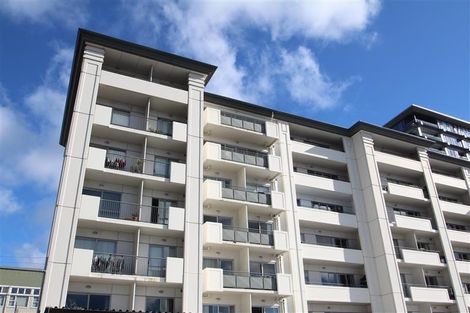 Photo of property in Luna Apartments, 3v/16 Burton Street, Grafton, Auckland, 1010