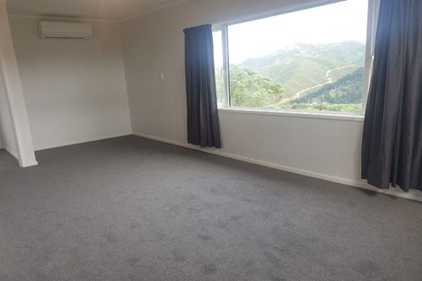 Photo of property in 15a Maple Grove, Kingston, Wellington, 6021