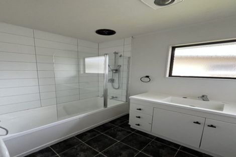 Photo of property in 363 Cambridge Road, Hillcrest, Hamilton, 3216