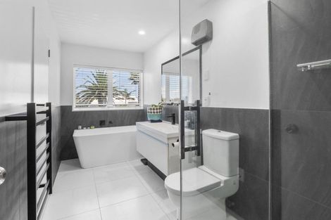 Photo of property in 185b Oceanbeach Road, Mount Maunganui, 3116