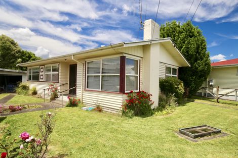 Photo of property in 74 Lewis Street, Glenview, Hamilton, 3206