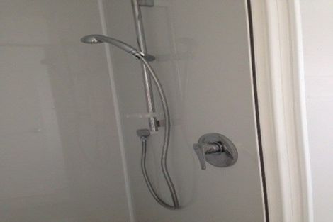 Photo of property in 8-10 Harris Road, Mount Wellington, Auckland, 1051