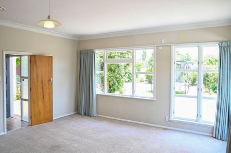 Photo of property in 128 Napier Road, Havelock North, 4130