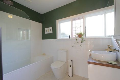 Photo of property in 79 Waimea Terrace, Beckenham, Christchurch, 8023