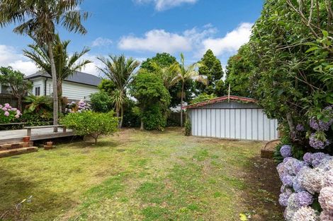 Photo of property in 22 Domain Street, Devonport, Auckland, 0624