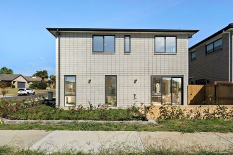 Photo of property in 62 Donegal Park Drive, Flat Bush, Auckland, 2019