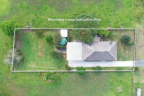 Photo of property in 104 Kaihau Road, Karioitahi, Waiuku, 2683