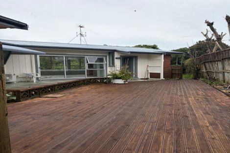 Photo of property in 96 Lake Road, Northcote, Auckland, 0627