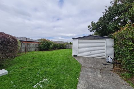 Photo of property in 17 Dilworth Street, Riccarton, Christchurch, 8011